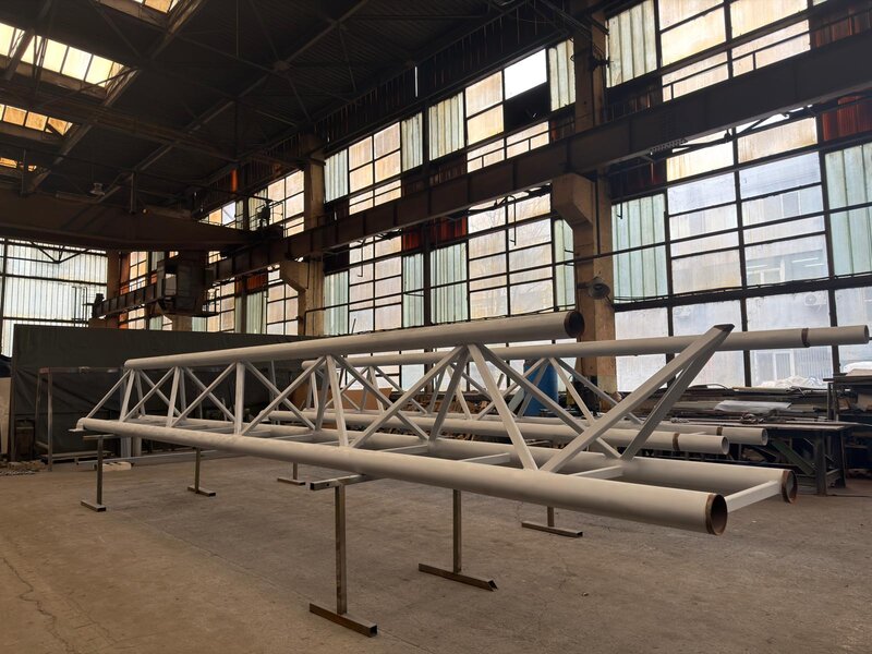 Grinda cu zabrele pentru supratraversare cu L = 18 m