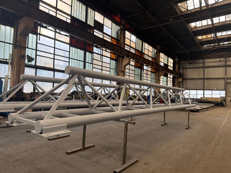 Grinda cu zabrele pentru supratraversare cu L = 18 m